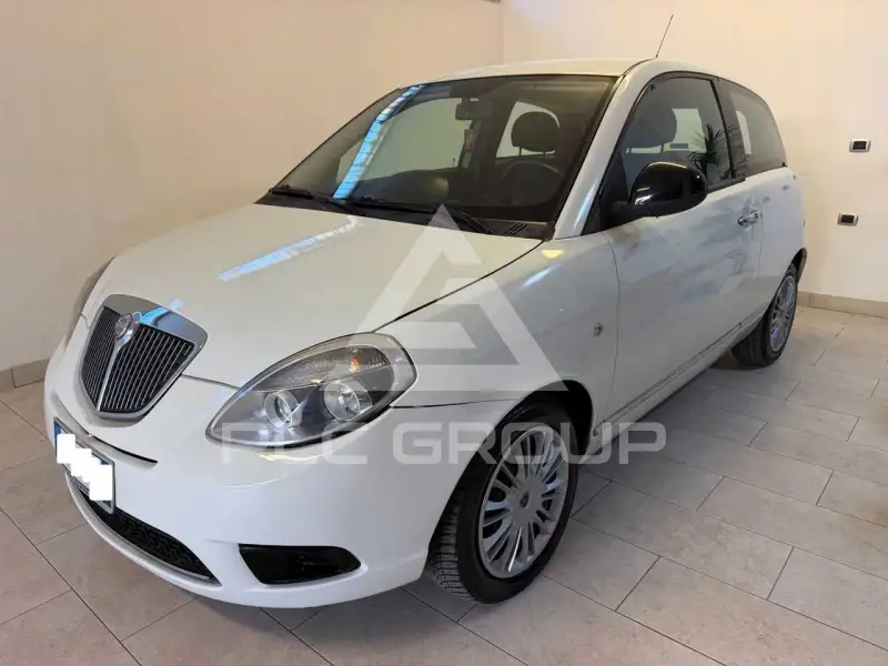 2011 Lancia YPSILON