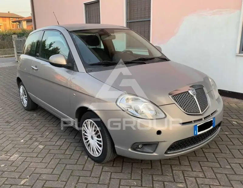 2011 Lancia YPSILON