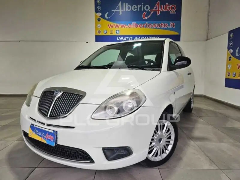 2011 Lancia YPSILON