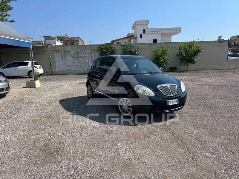 2011 Lancia YPSILON