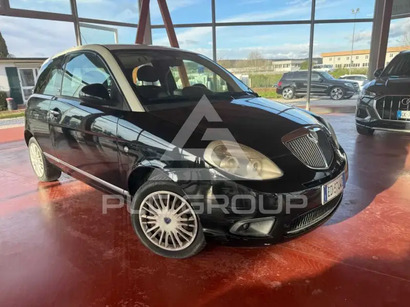 2011 Lancia YPSILON