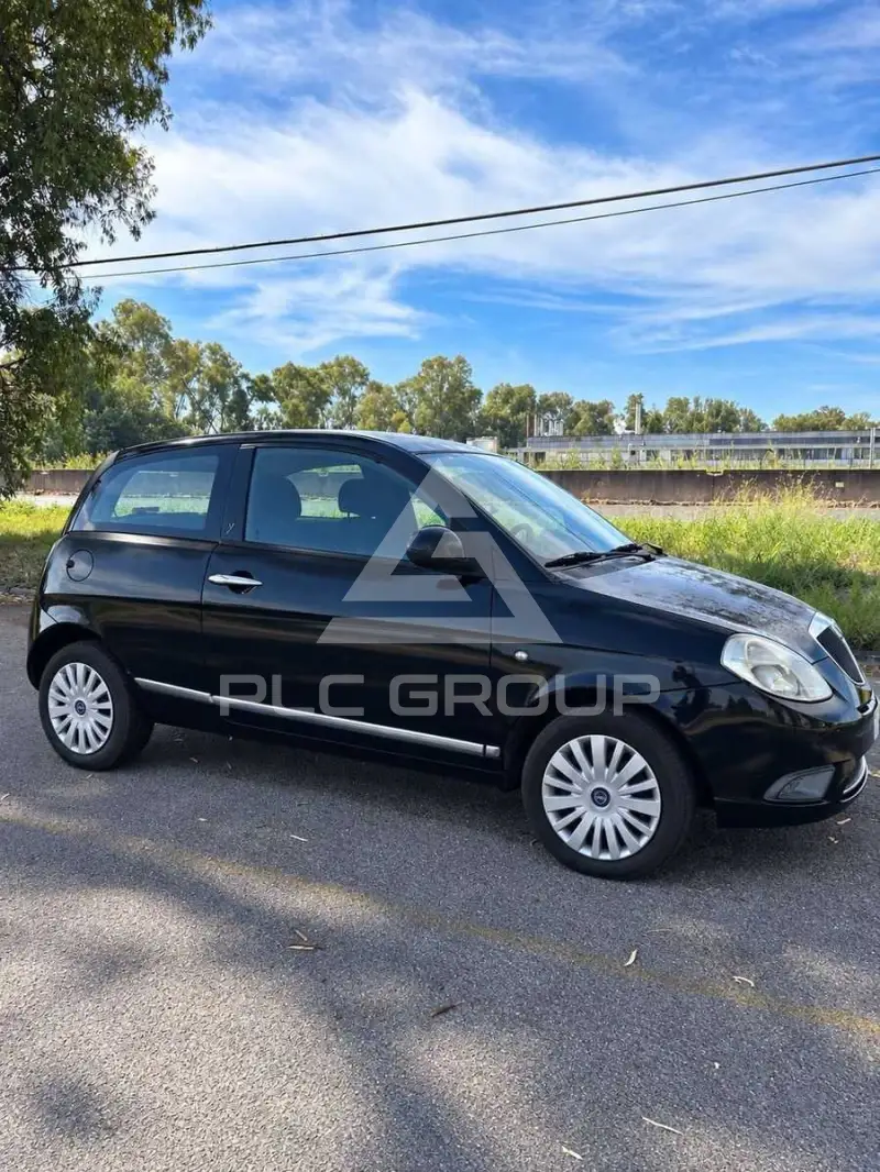 2011 Lancia YPSILON