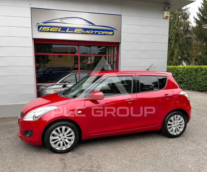 2011 Suzuki SWIFT