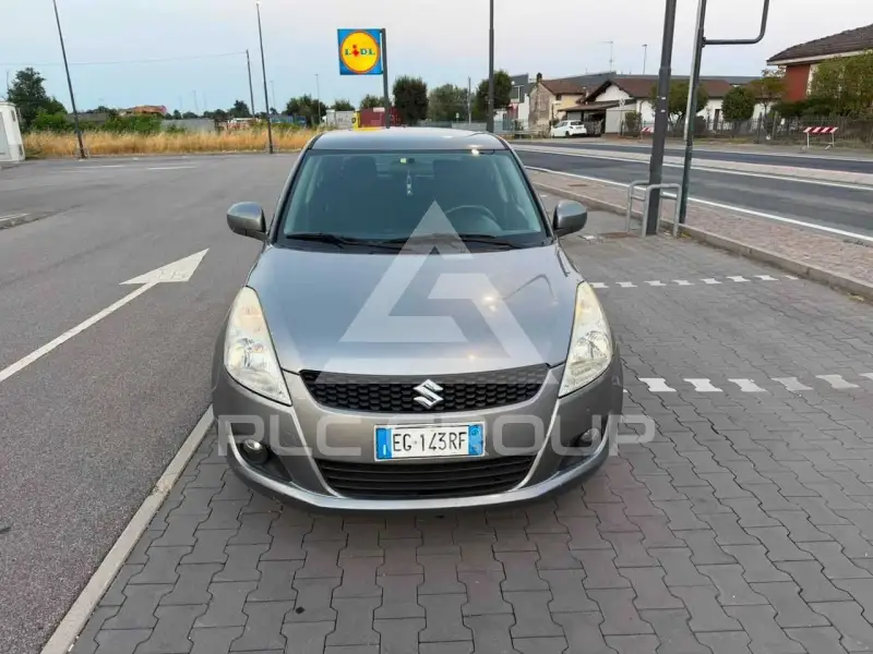 2011 Suzuki SWIFT