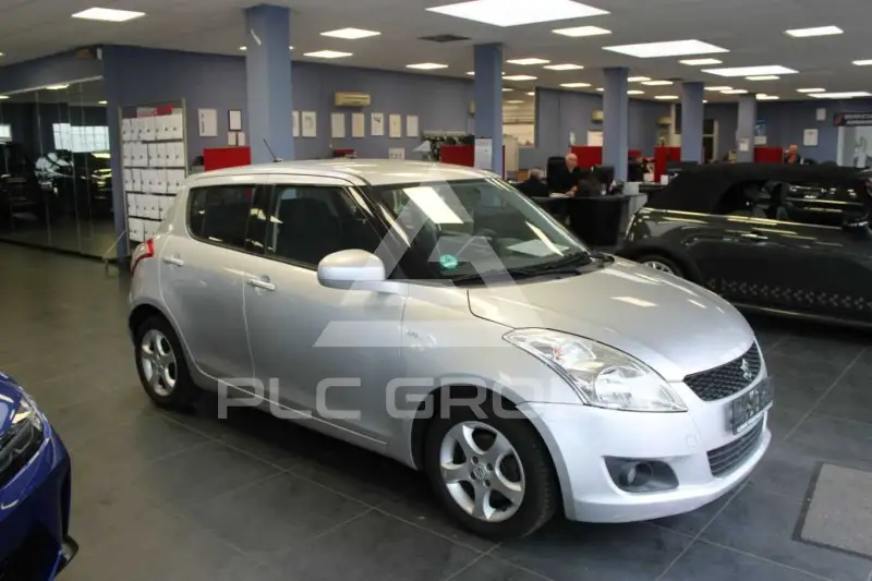 2011 Suzuki SWIFT