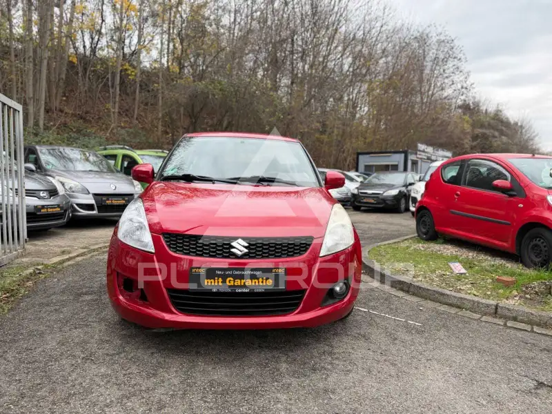 2011 Suzuki SWIFT