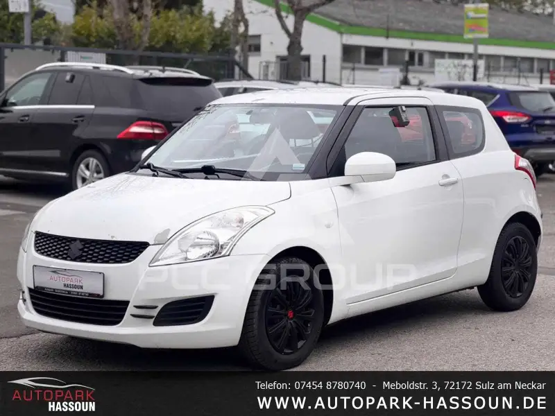 2011 Suzuki SWIFT