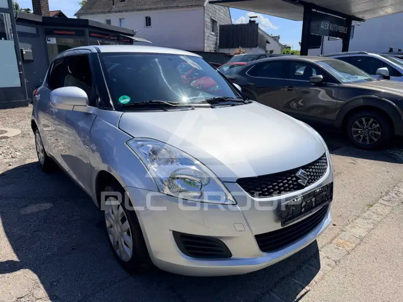 2011 Suzuki SWIFT