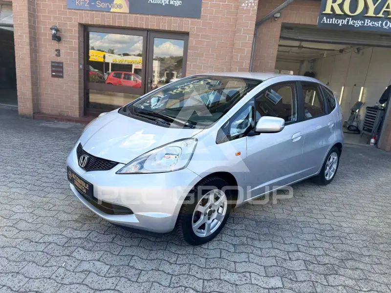 2011 Honda JAZZ