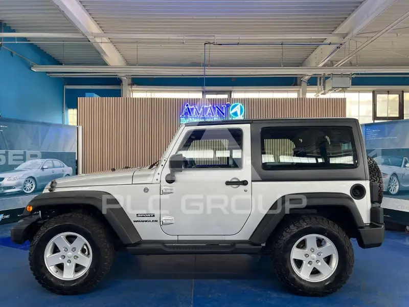 2011 Jeep WRANGLER