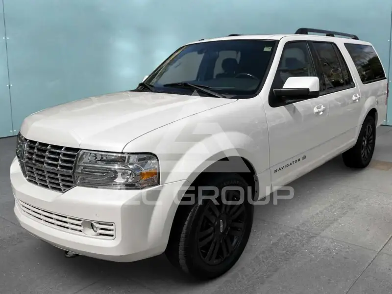 2011 Lincoln NAVIGATOR