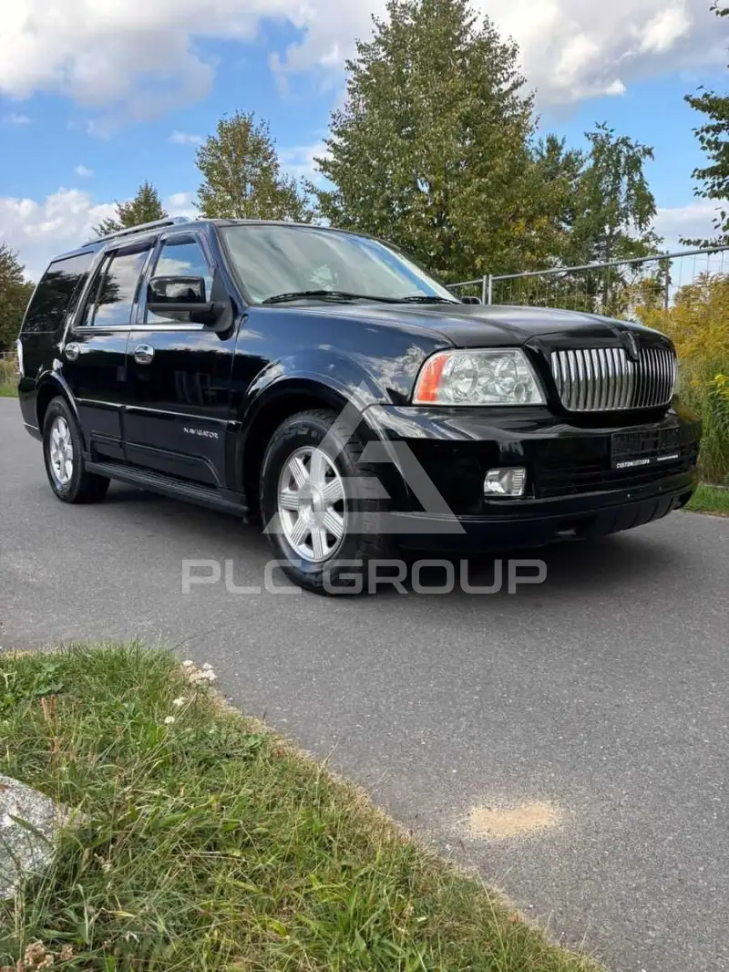 2004 Lincoln NAVIGATOR