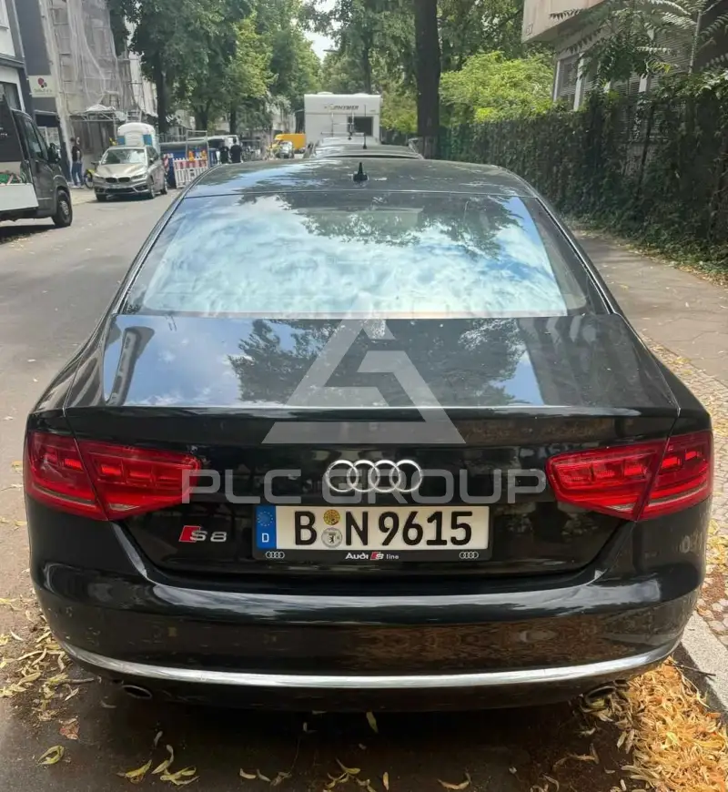 2011 Audi A8