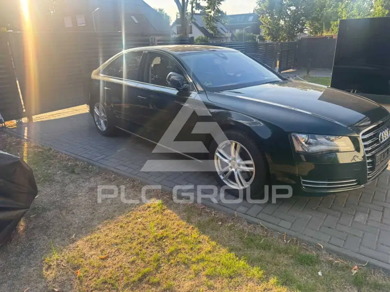 2011 Audi A8