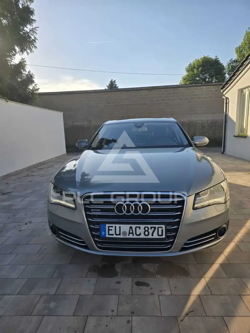 2011 Audi A8