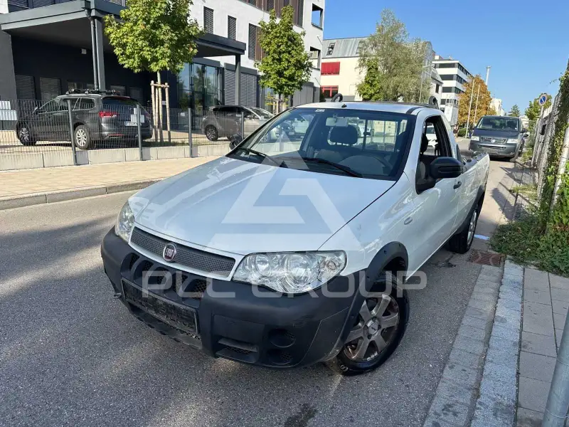 2011 Fiat Strada