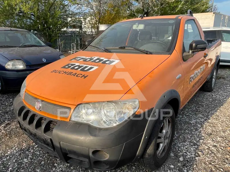 2011 Fiat Strada