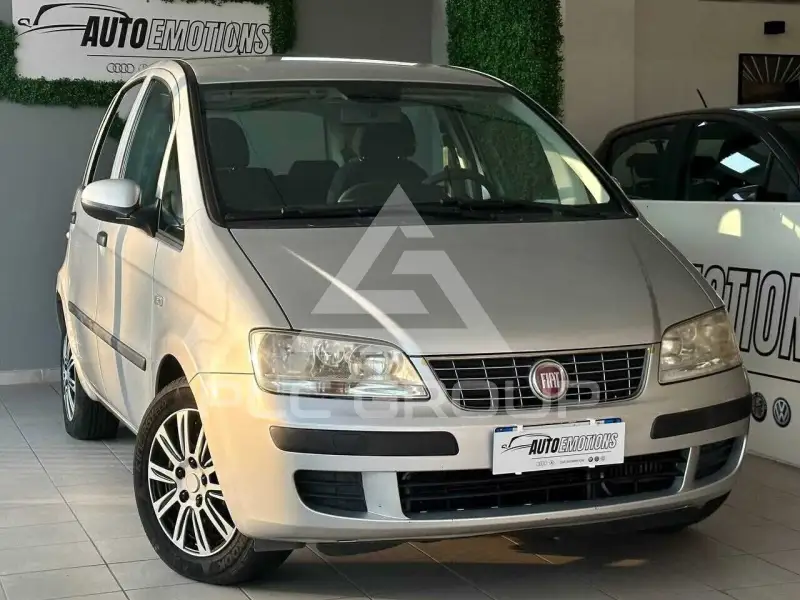2011 Fiat Idea