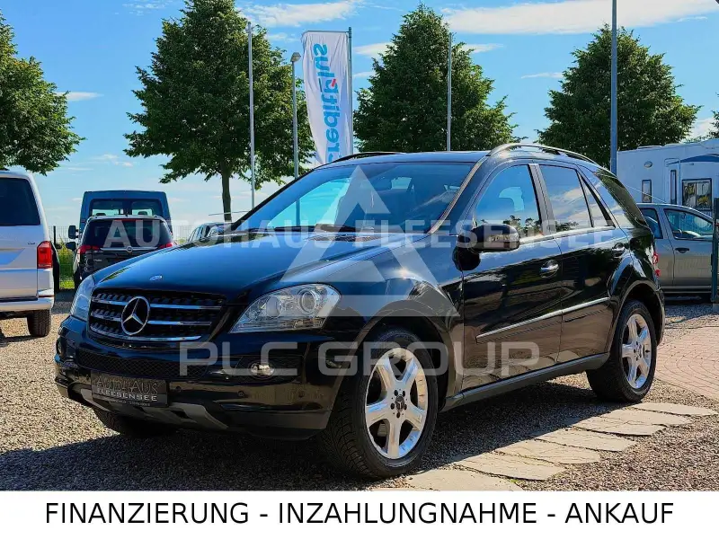 2011 Mercedes Benz ML 320