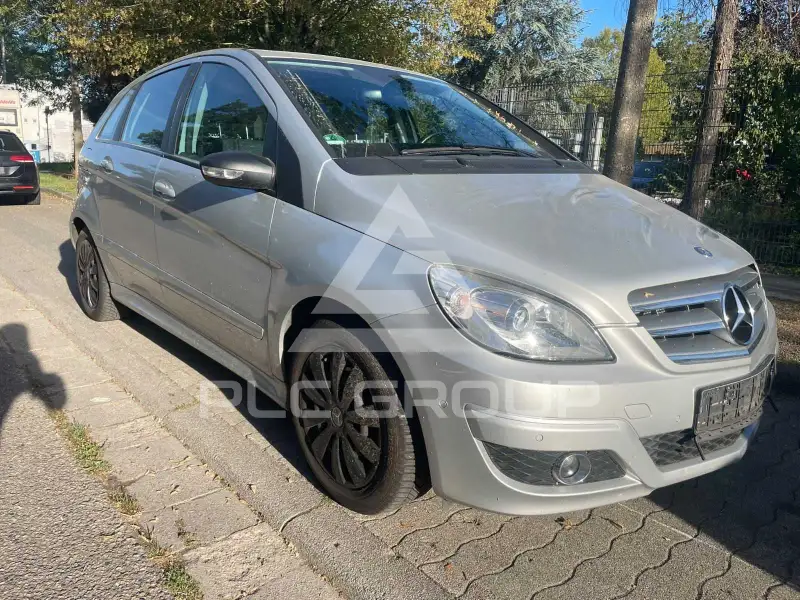 2011 Mercedes Benz B 200