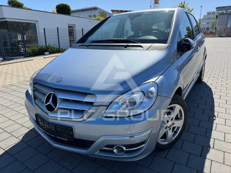 2011 Mercedes Benz B 200