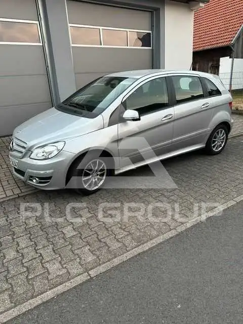 2011 Mercedes Benz B 200