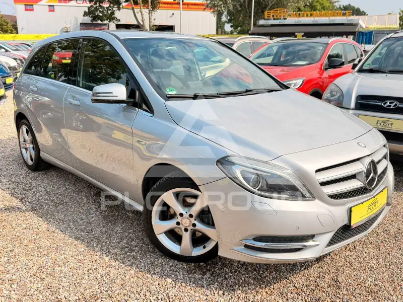 2011 Mercedes Benz B 200