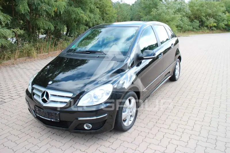 2011 Mercedes Benz B 200