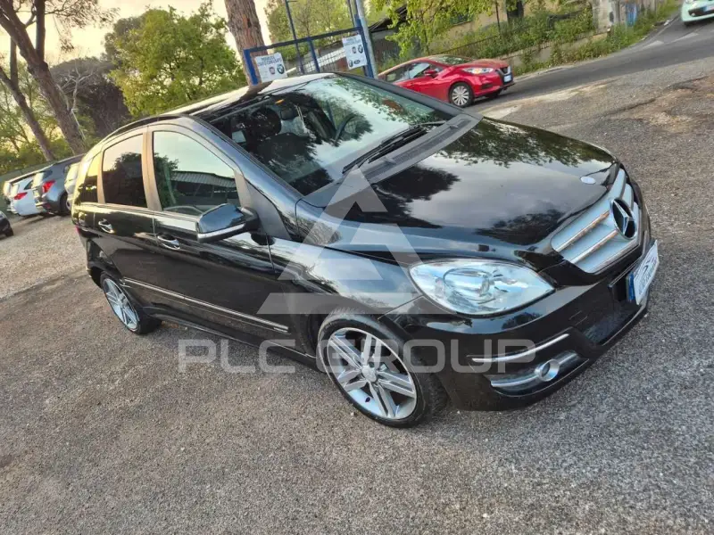 2011 Mercedes Benz B 200