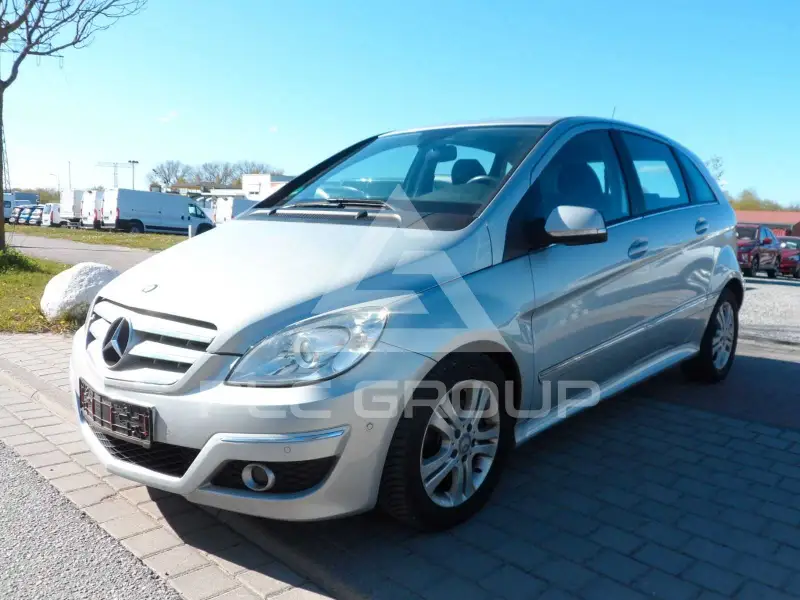 2011 Mercedes Benz B 200