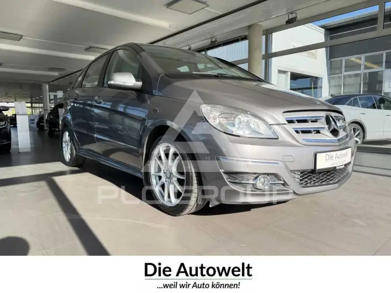 2011 Mercedes Benz B 200