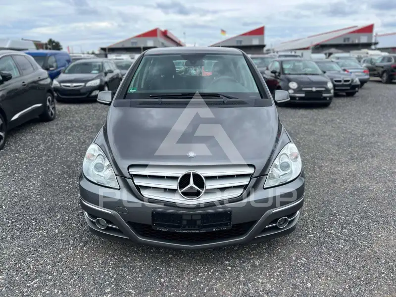 2011 Mercedes Benz B 200