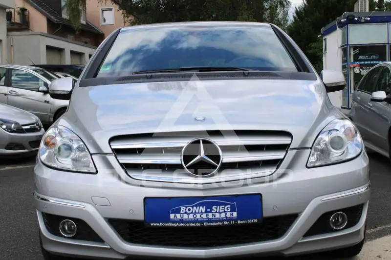 2011 Mercedes Benz B 200