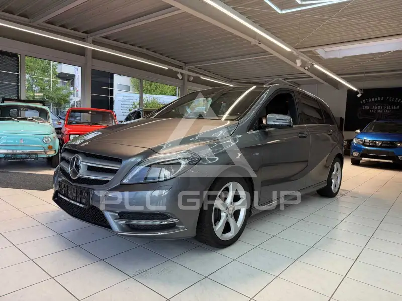 2011 Mercedes Benz B 200
