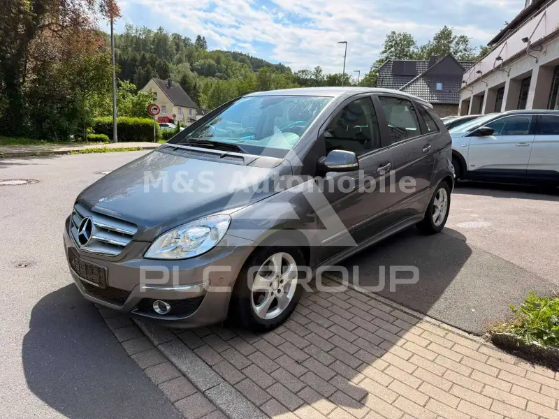 2011 Mercedes Benz B 200