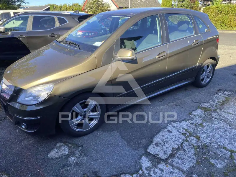 2011 Mercedes Benz B 200