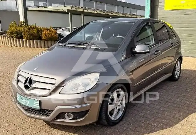 2011 Mercedes Benz B 200