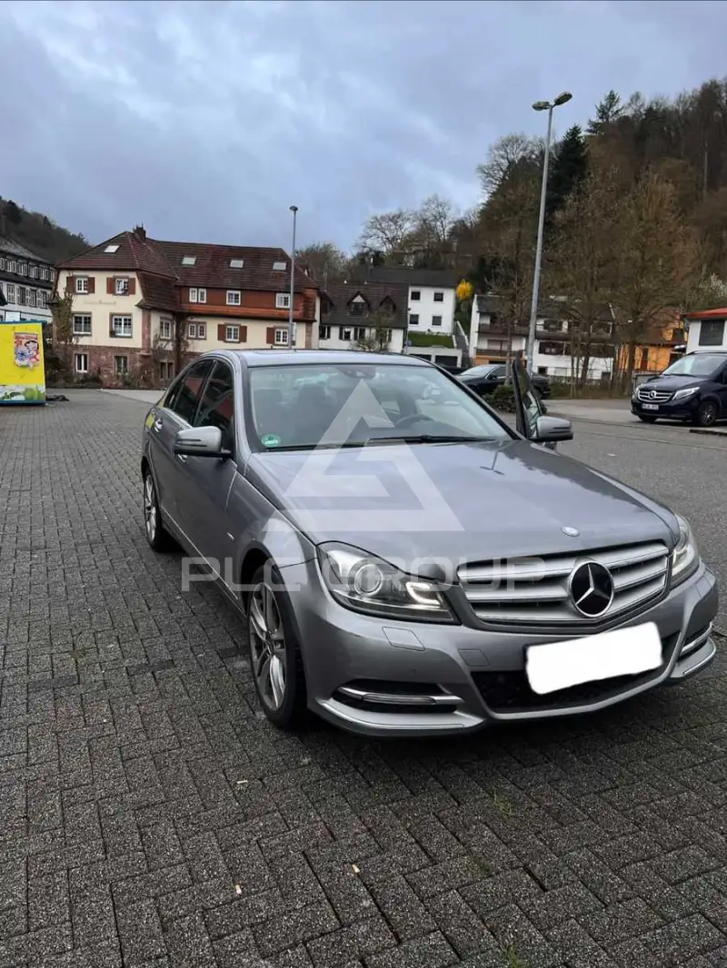 2011 Mercedes Benz E 300