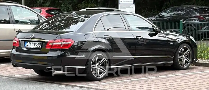 2011 Mercedes Benz E 300
