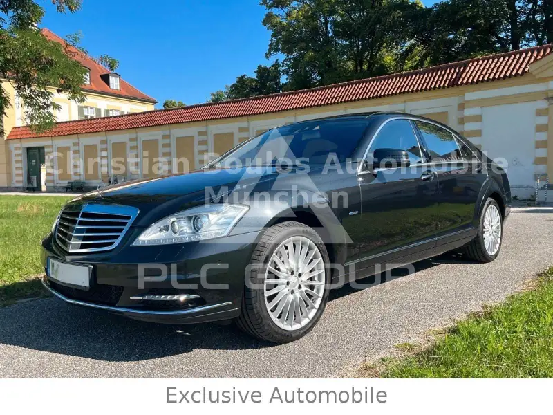 2011 Mercedes Benz S 500