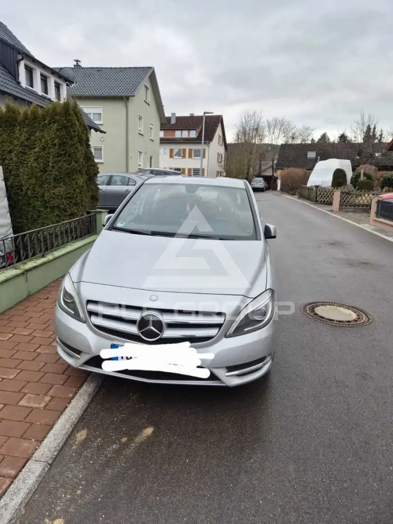 2011 Mercedes Benz 200