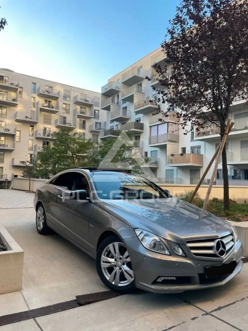2011 Mercedes Benz E 250