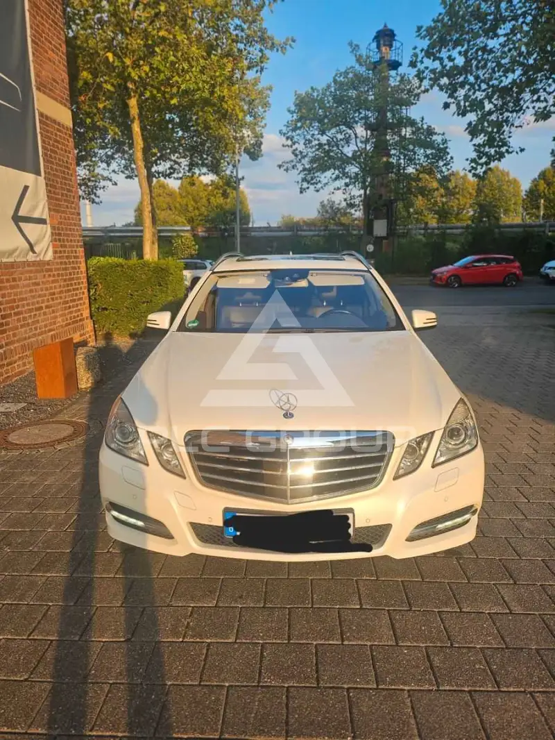 2011 Mercedes Benz E 250