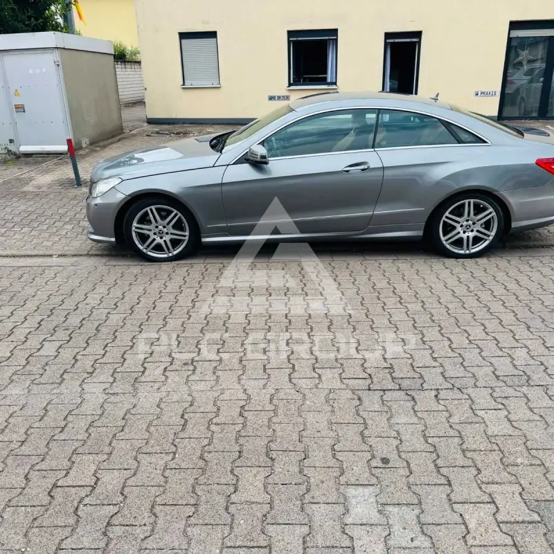 2011 Mercedes Benz E 250