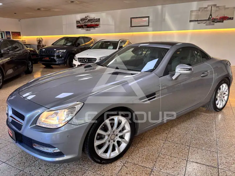 2011 Mercedes Benz SLK 200
