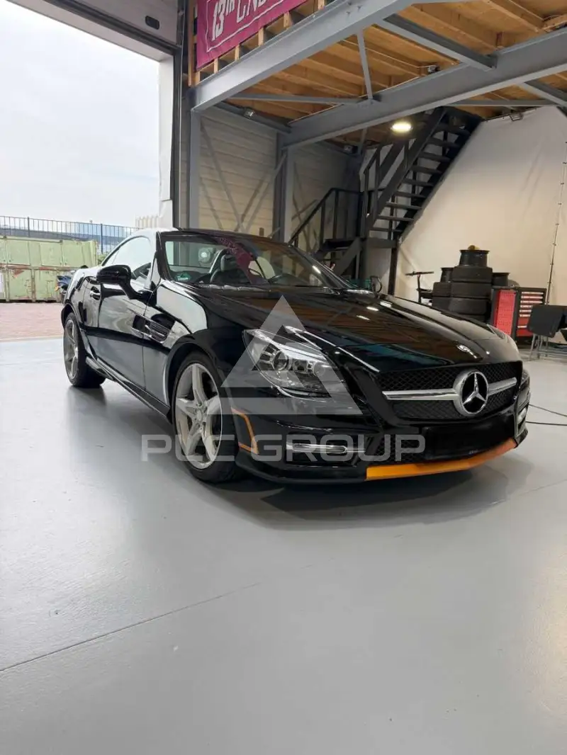 2011 Mercedes Benz SLK 200