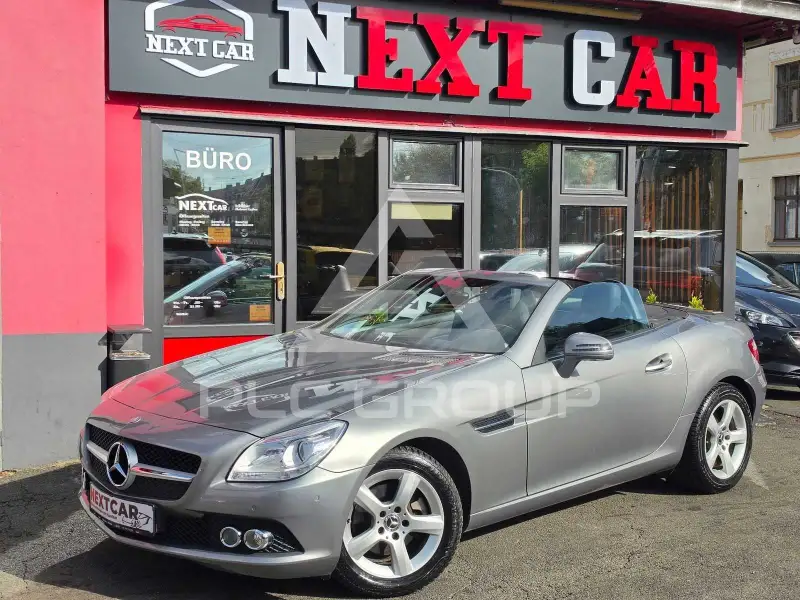 2011 Mercedes Benz SLK 200