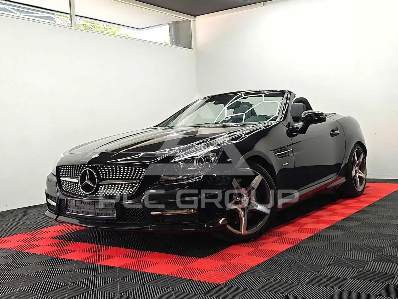2011 Mercedes Benz SLK 200