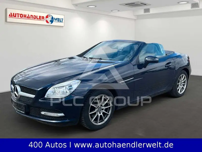 2011 Mercedes Benz SLK 200