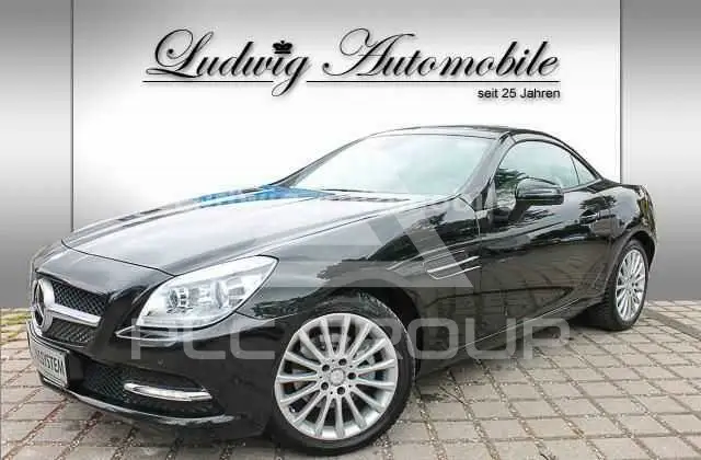 2011 Mercedes Benz SLK 200